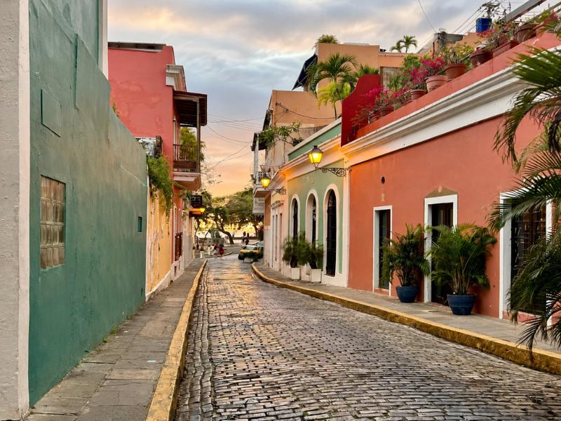 Old San Juan Sunset Food Tour – Historic Streets & Tastings